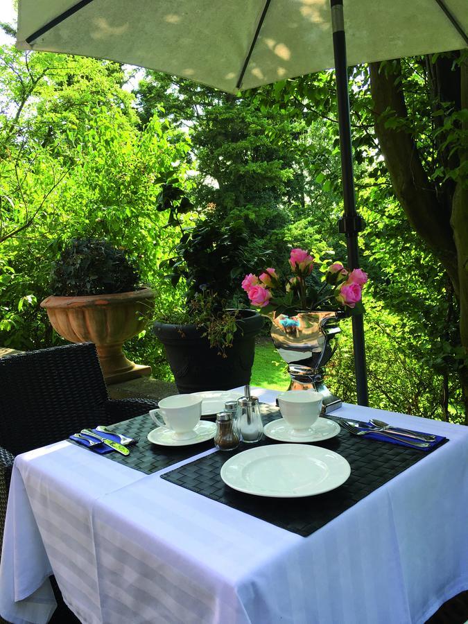 Hotel B&B Bredl In Der Villa Ballestrem Straubing Exterior photo