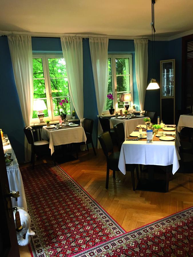Hotel B&B Bredl In Der Villa Ballestrem Straubing Exterior photo